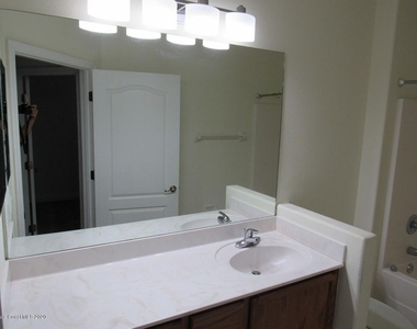 1741 Bridgeport Circle - Photo Thumbnail 29