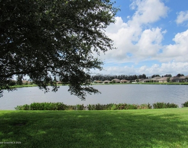 1741 Bridgeport Circle - Photo Thumbnail 6