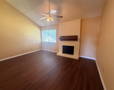 7170 S Dairy Ashford Road - Photo Thumbnail 8