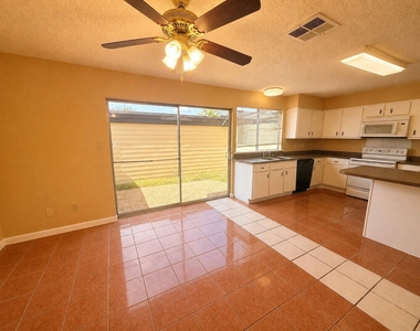 7170 S Dairy Ashford Road - Photo Thumbnail 5