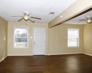 520 Mckee Street - Photo Thumbnail 3