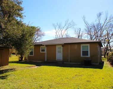 520 Mckee Street - Photo Thumbnail 14