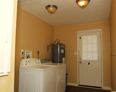 520 Mckee Street - Photo Thumbnail 12