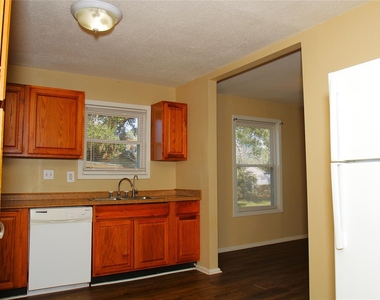 520 Mckee Street - Photo Thumbnail 4