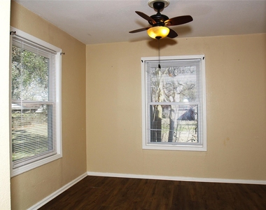 520 Mckee Street - Photo Thumbnail 6