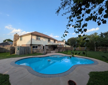 17054 Cairnlassie Street - Photo Thumbnail 22