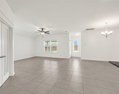 3021 Quarry Springs Drive - Photo Thumbnail 13