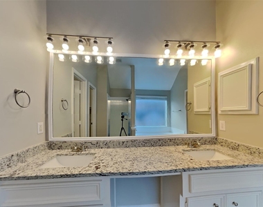 20214 Stone Falls Court - Photo Thumbnail 8