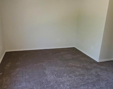 13043 Peppergate Lane - Photo Thumbnail 15