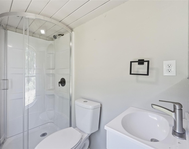 2088 Pope Street - Photo Thumbnail 10