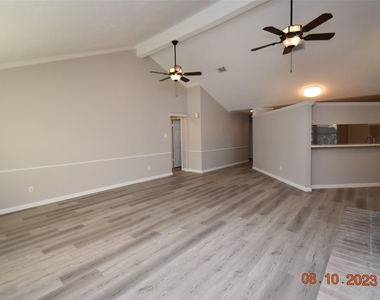 16702 Sheet Bend Way - Photo Thumbnail 10