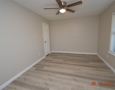 16702 Sheet Bend Way - Photo Thumbnail 24