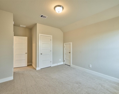 20730 Open Range Court - Photo Thumbnail 36