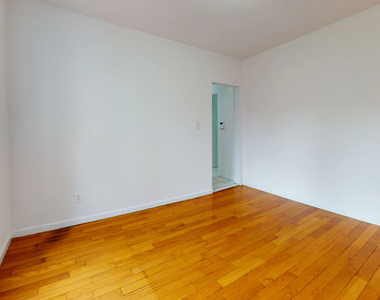 1427 York Avenue - Photo Thumbnail 1