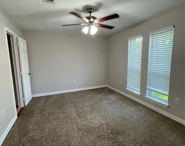 16510 Oxnard Lane - Photo Thumbnail 23