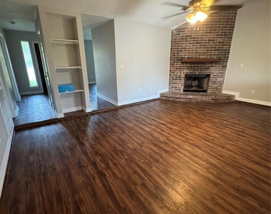 16510 Oxnard Lane - Photo Thumbnail 9