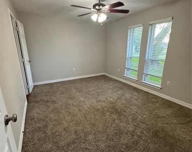 16510 Oxnard Lane - Photo Thumbnail 22