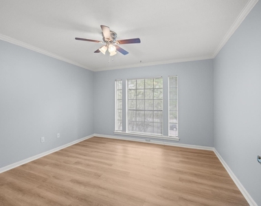 3622 Springhill Lane - Photo Thumbnail 15