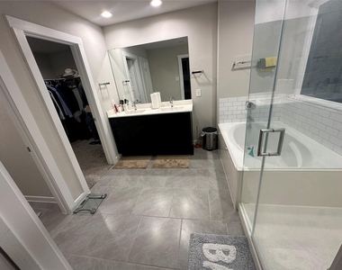 7515 Sonora Star Lane - Photo Thumbnail 5