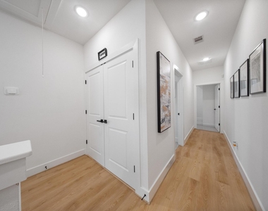 4032 Porter Street - Photo Thumbnail 10