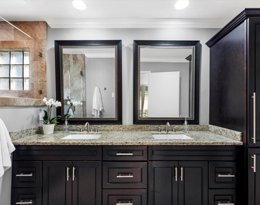 12539 Honeywood Trail - Photo Thumbnail 16