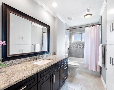 12539 Honeywood Trail - Photo Thumbnail 21