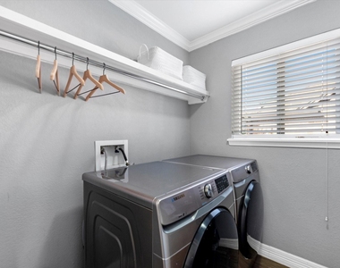 12539 Honeywood Trail - Photo Thumbnail 13
