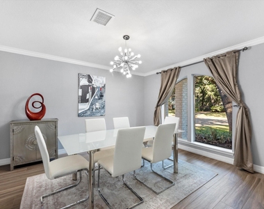 12539 Honeywood Trail - Photo Thumbnail 3