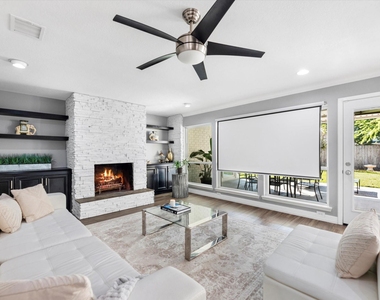 12539 Honeywood Trail - Photo Thumbnail 7