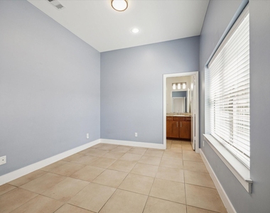 1316 Welch Street - Photo Thumbnail 16