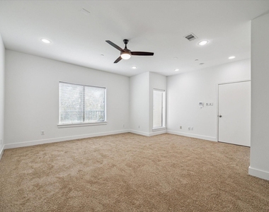 1316 Welch Street - Photo Thumbnail 9