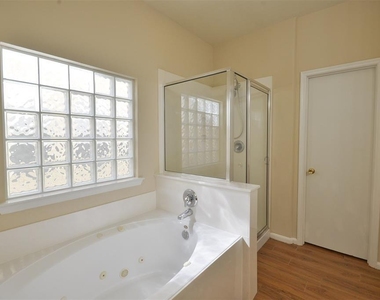 17210 Mitchell Pass Lane - Photo Thumbnail 16