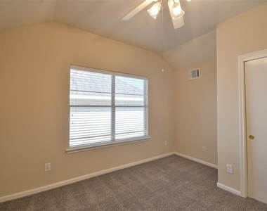 17210 Mitchell Pass Lane - Photo Thumbnail 11