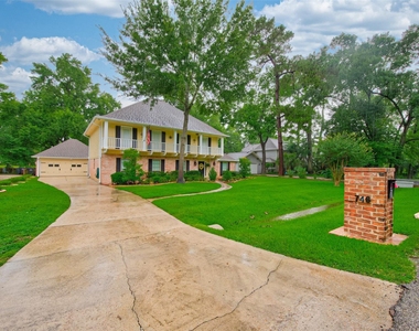 746 Stone Mountain Drive - Photo Thumbnail 1