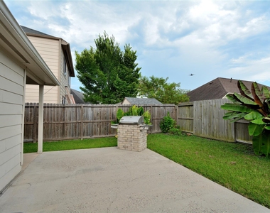 9238 Clearwood Landing Boulevard - Photo Thumbnail 14