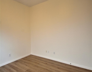 9238 Clearwood Landing Boulevard - Photo Thumbnail 6
