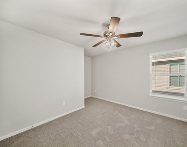 13429 Lucky Bill Lane - Photo Thumbnail 7