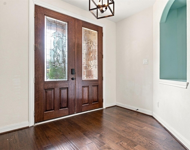3020 Rocky Canyon Drive - Photo Thumbnail 2