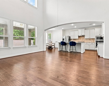 3020 Rocky Canyon Drive - Photo Thumbnail 8