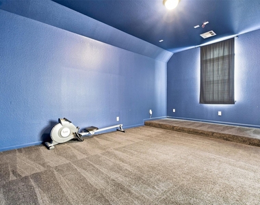 3020 Rocky Canyon Drive - Photo Thumbnail 35