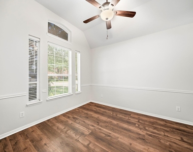 2875 Wimbledon Lane - Photo Thumbnail 12