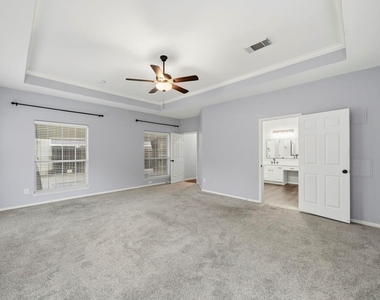2875 Wimbledon Lane - Photo Thumbnail 8