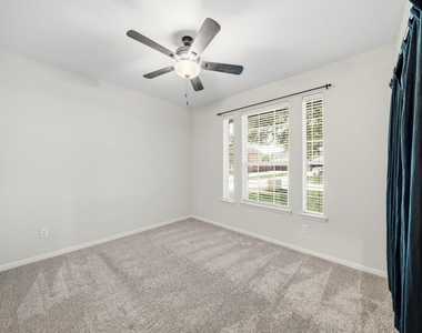2875 Wimbledon Lane - Photo Thumbnail 13