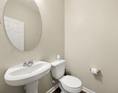 14626 Lofty Cedar Drive - Photo Thumbnail 11