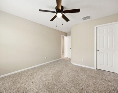 14626 Lofty Cedar Drive - Photo Thumbnail 19