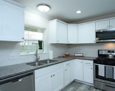8741 Blankenship Drive - Photo Thumbnail 15