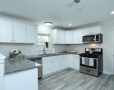 8741 Blankenship Drive - Photo Thumbnail 2