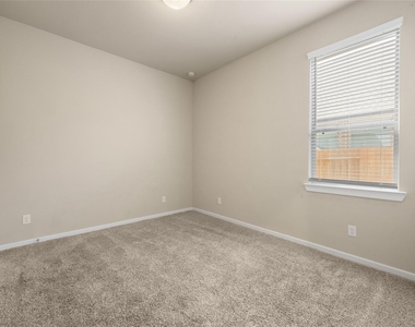 21535 Reserve Hill Lane - Photo Thumbnail 17