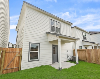 1206 Hugh Landing Lane - Photo Thumbnail 20
