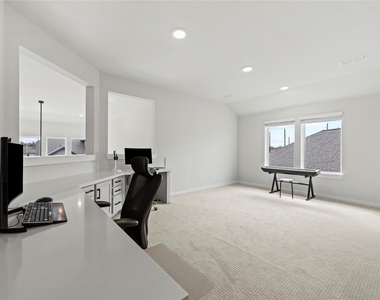 30155 Gold Finch Place - Photo Thumbnail 18